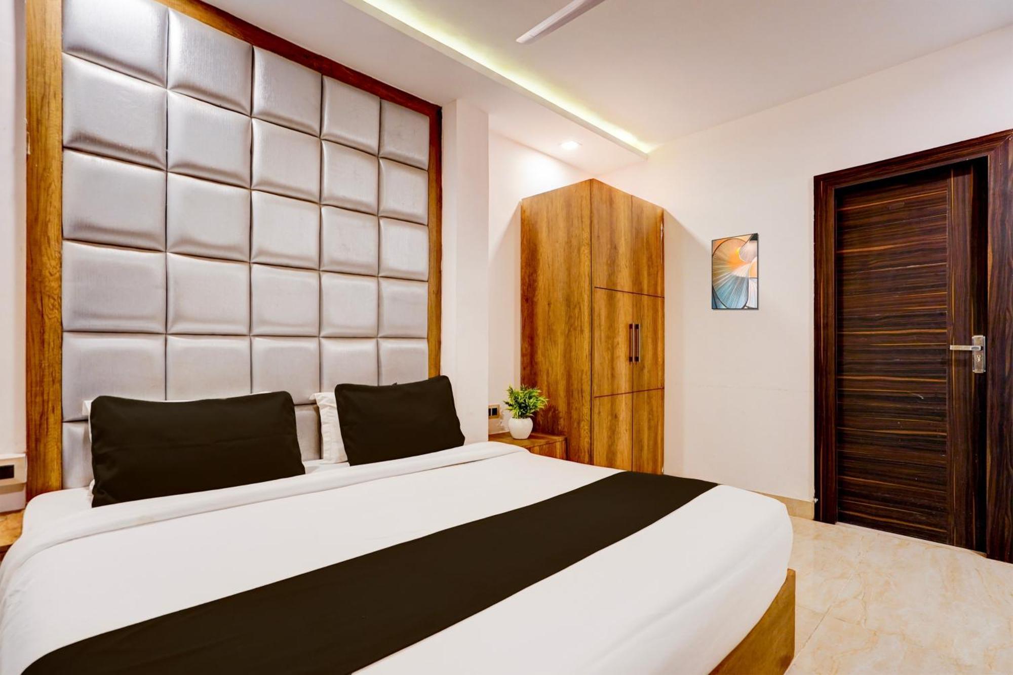 Collection O 88793 Hotel Ganges Pride Raiwala Exterior foto